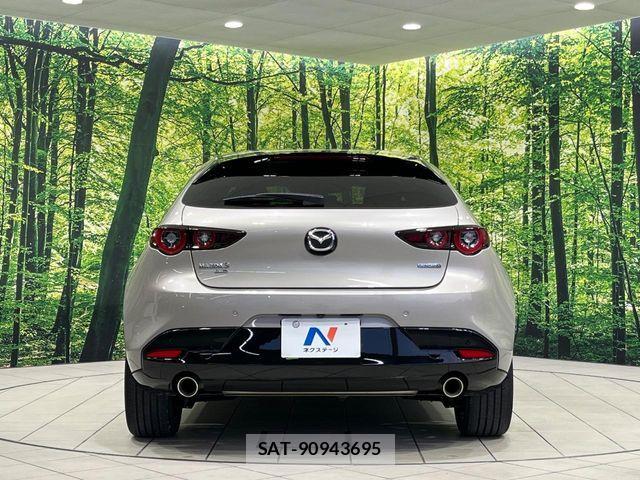 Mazda MAZDA3 2021-12 7501394-15