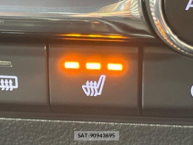 Mazda MAZDA3 2021-12 7501394-7