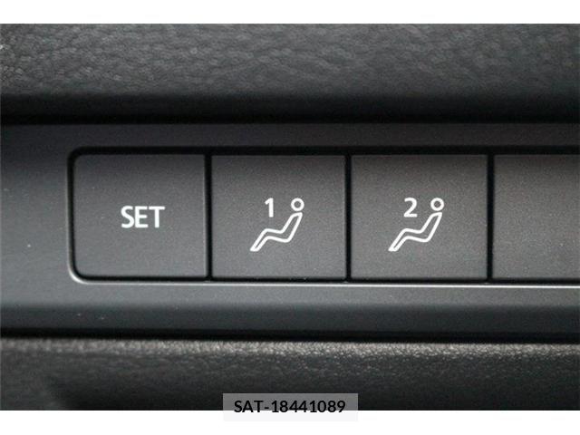 Mazda MAZDA3 2019-07 7509148-5