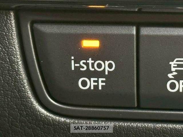 Mazda MAZDA3 2022-11 7501392-13