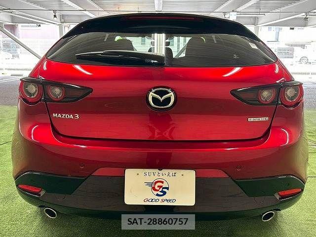Mazda MAZDA3 2022-11 7501392-18