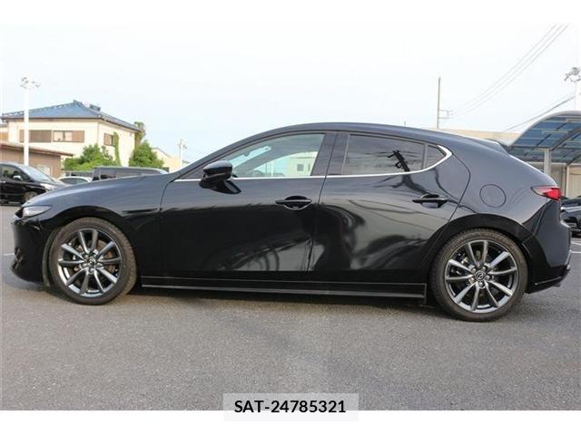 Mazda MAZDA3 2021-07 7501393-9