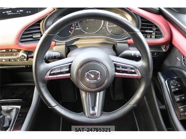 Mazda MAZDA3 2021-07 7501393-17