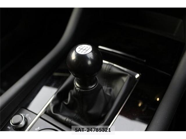Mazda MAZDA3 2021-07 7501393-1