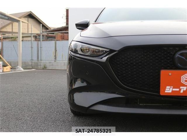Mazda MAZDA3 2021-07 7501393-23