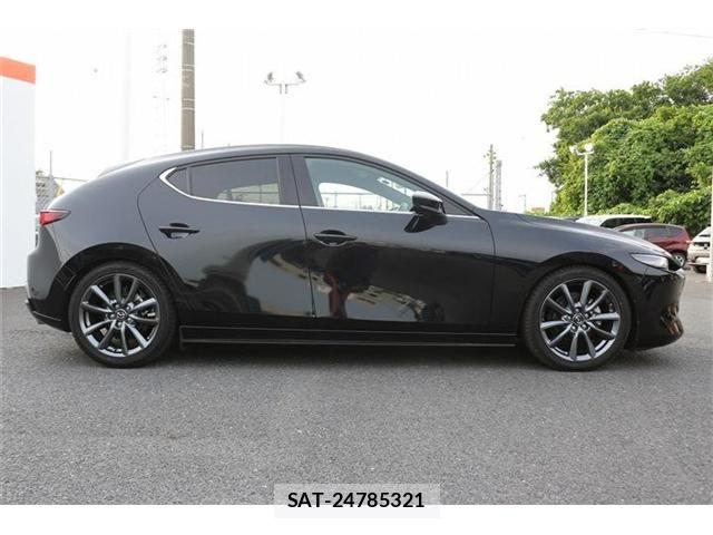 Mazda MAZDA3 2021-07 7501393-7