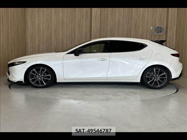 Mazda MAZDA3 2019-09 7617889-21