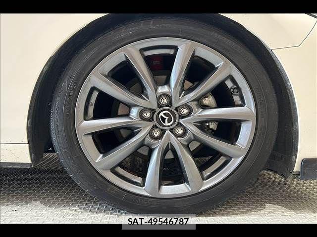 Mazda MAZDA3 2019-09 7617889-28