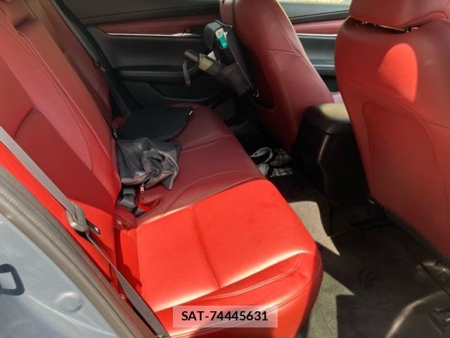 Mazda MAZDA3 2019-10 7617890-18