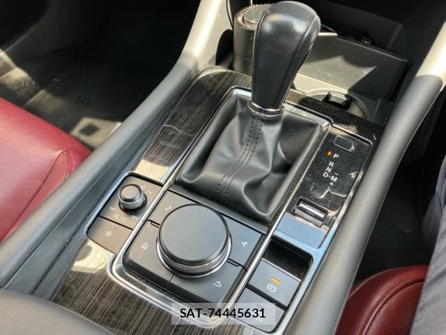 Mazda MAZDA3 2019-10 7617890-21