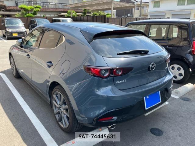 Mazda MAZDA3 2019-10 7617890-3