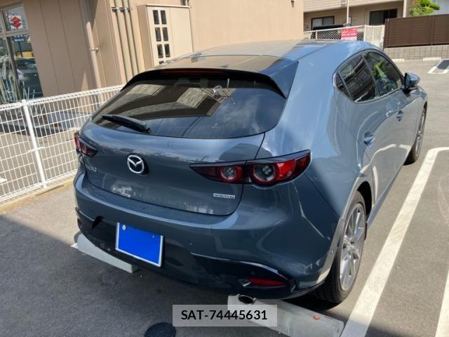 Mazda MAZDA3 2019-10 7617890-5