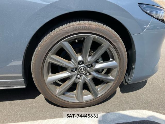 Mazda MAZDA3 2019-10 7617890-6