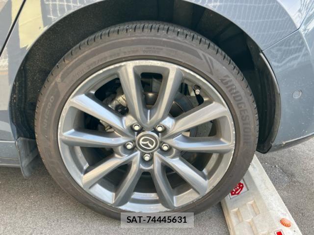 Mazda MAZDA3 2019-10 7617890-8