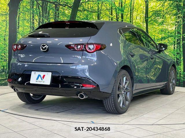 Mazda MAZDA3 2024-09 7617876-16