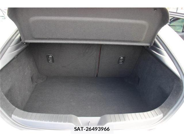 Mazda MAZDA3 2023-11 7617880-13