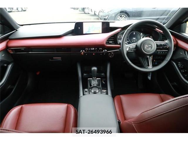 Mazda MAZDA3 2023-11 7617880-1