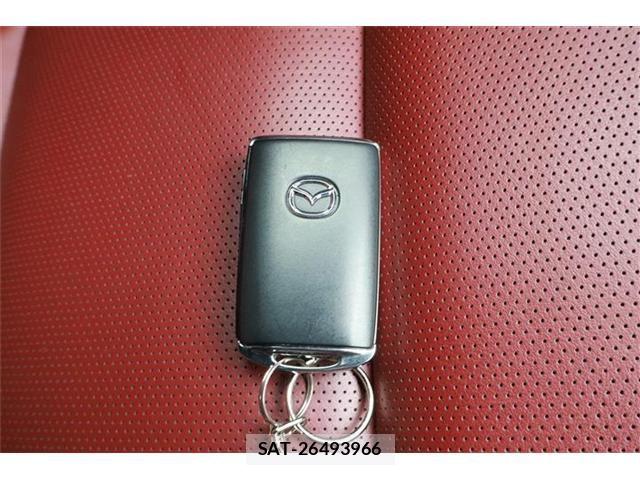 Mazda MAZDA3 2023-11 7617880-24