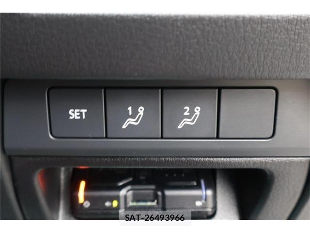 Mazda MAZDA3 2023-11 7617880-29