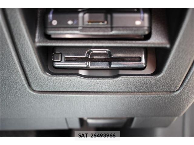 Mazda MAZDA3 2023-11 7617880-5
