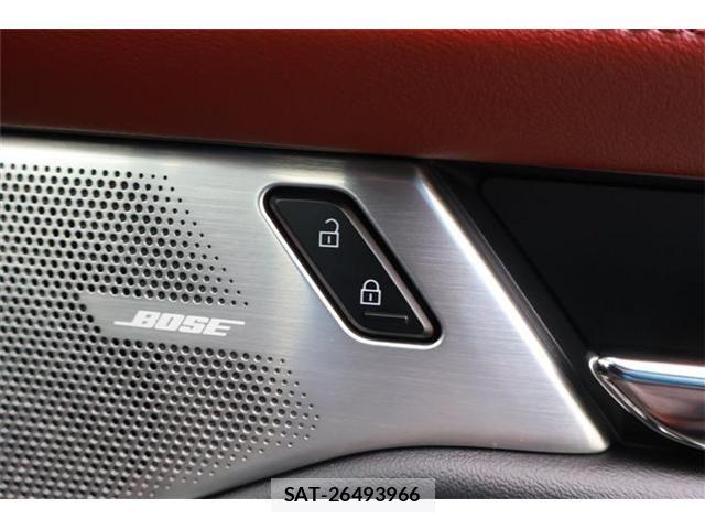 Mazda MAZDA3 2023-11 7617880-6