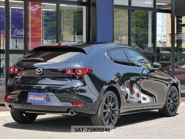 Mazda MAZDA3 2026-03 7617877-1