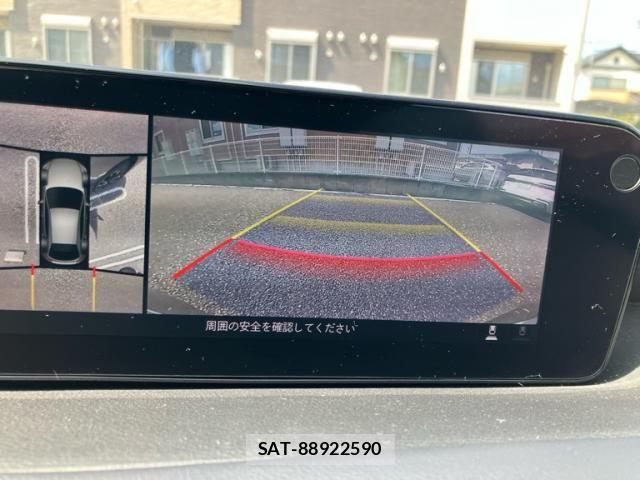 Mazda MAZDA3 2022-03 7617884-23