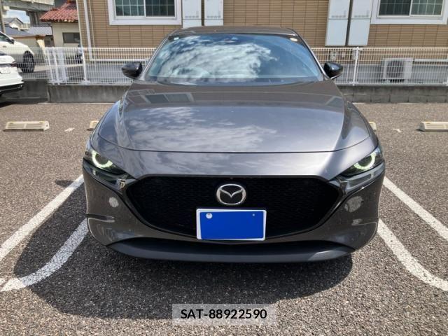 Mazda MAZDA3 2022-03 7617884-2