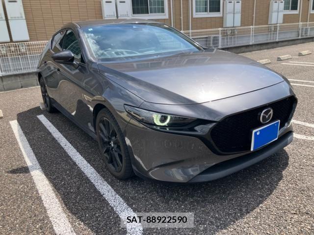 Mazda MAZDA3 2022-03 7617884-3