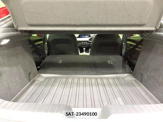 Mazda MAZDA3 2020-04 7617887-10