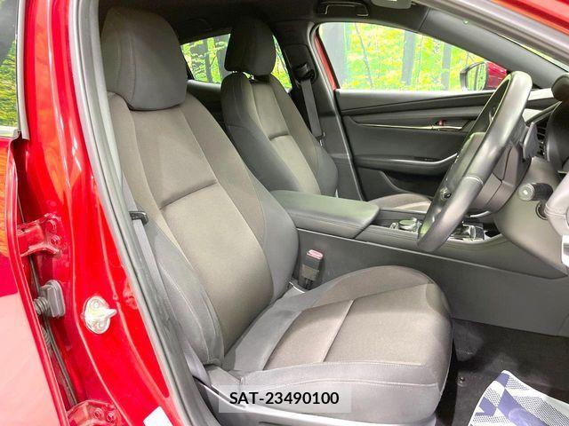 Mazda MAZDA3 2020-04 7617887-8