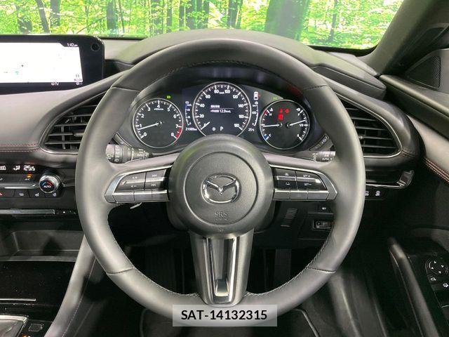 Mazda MAZDA3 2022-09 7617882-10