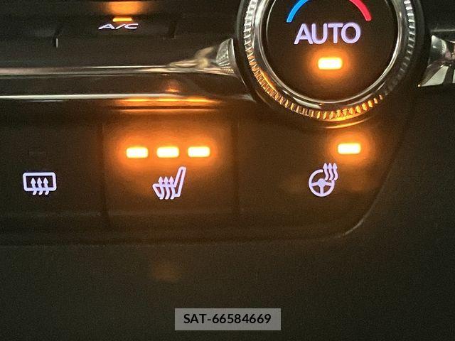 Mazda MAZDA3 2019-08 7725371-17