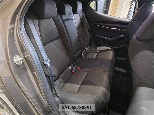 Mazda MAZDA3 2019-09 7725375-9
