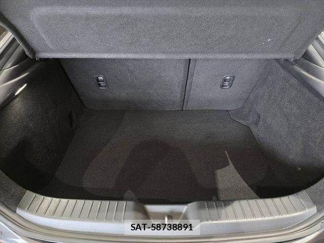 Mazda MAZDA3 2019-09 7725375-10