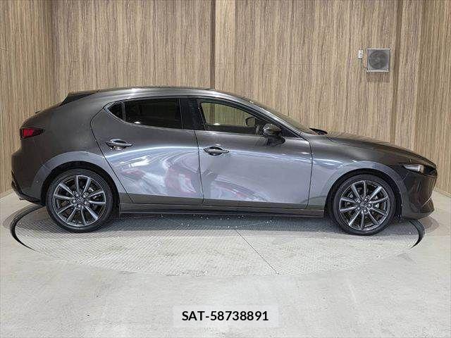 Mazda MAZDA3 2019-09 7725375-16
