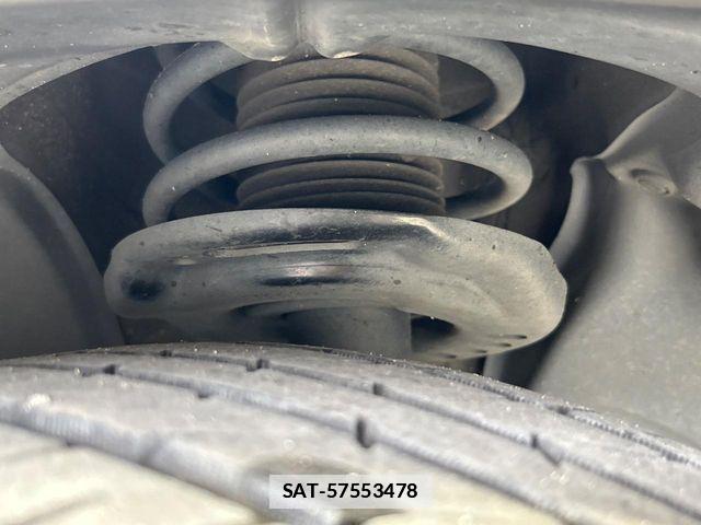 Mazda MAZDA3 2019-05 7725358-19