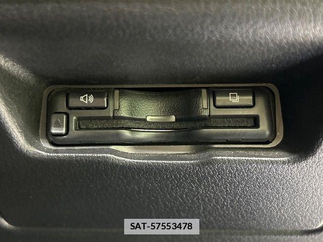 Mazda MAZDA3 2019-05 7725358-7