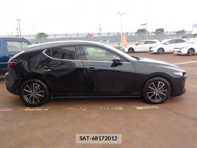 Mazda MAZDA3 2020-03 7725362-4