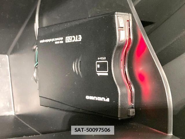 Mazda MAZDA3 2019-07 7725366-6