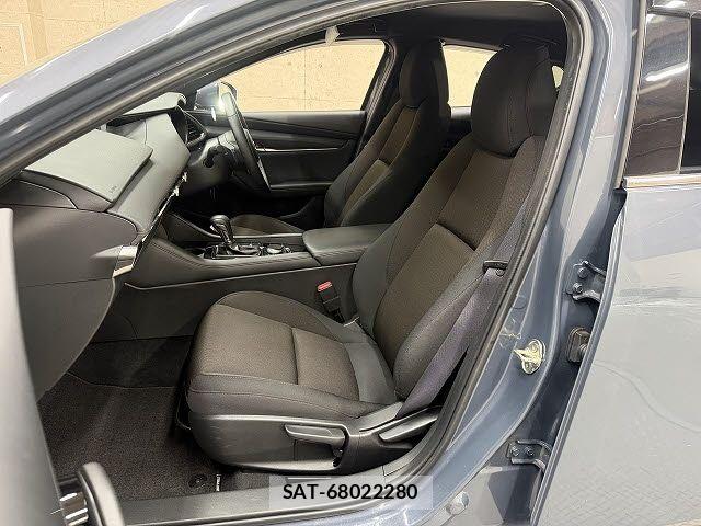 Mazda MAZDA3 2021-06 7725363-6