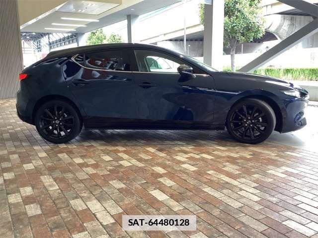 Mazda MAZDA3 2023-06 7725359-9
