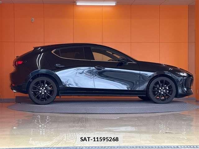 Mazda MAZDA3 2025-04 7725355-10