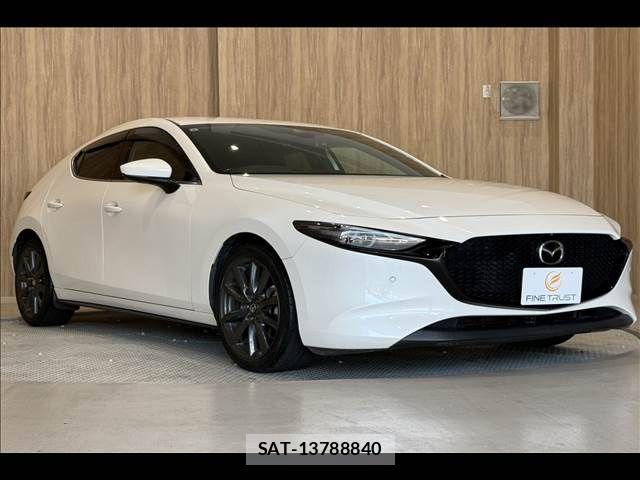 Mazda MAZDA3 2019-09 7725376-15