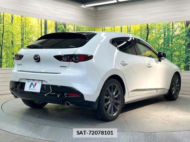 Mazda MAZDA3 2019-07 7786783-16