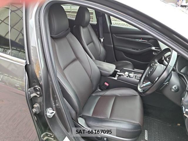 Mazda MAZDA3 2022-08 7786782-12