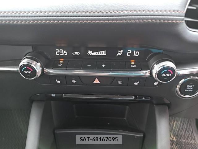 Mazda MAZDA3 2022-08 7786782-16
