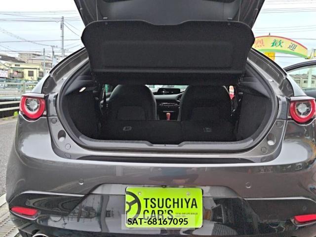 Mazda MAZDA3 2022-08 7786782-26