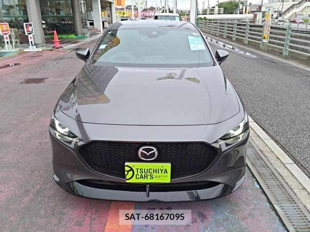 Mazda MAZDA3 2022-08 7786782-8
