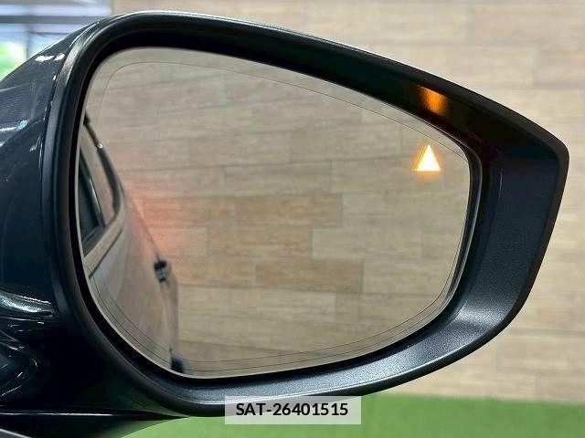 Mazda MAZDA3 2022-12 7786785-7